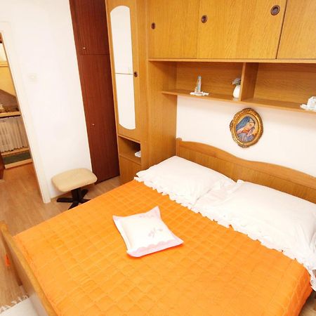 Apartments By The Sea Pucisca, Brac - 770 Habitación foto